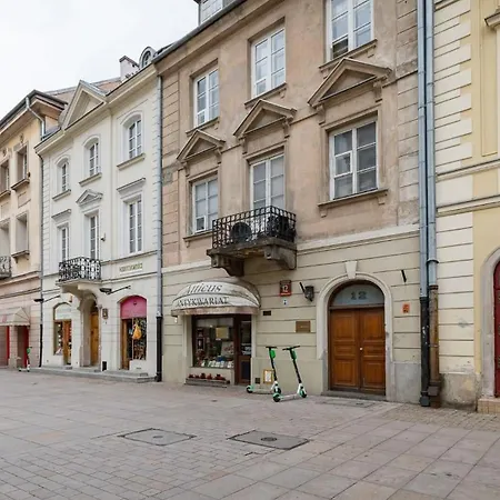 Lägenhet Rent Like - Krakowskie Przedmiescie 12 *