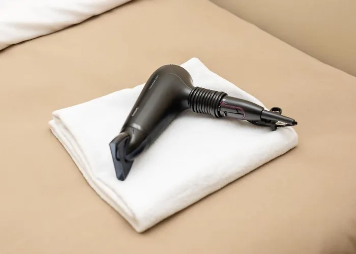 Rent Like - Krakowskie Przedmiescie 12 *